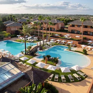 Отель Doubletree By Hilton Golf