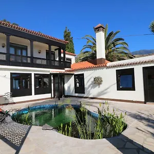Villa Escondida 